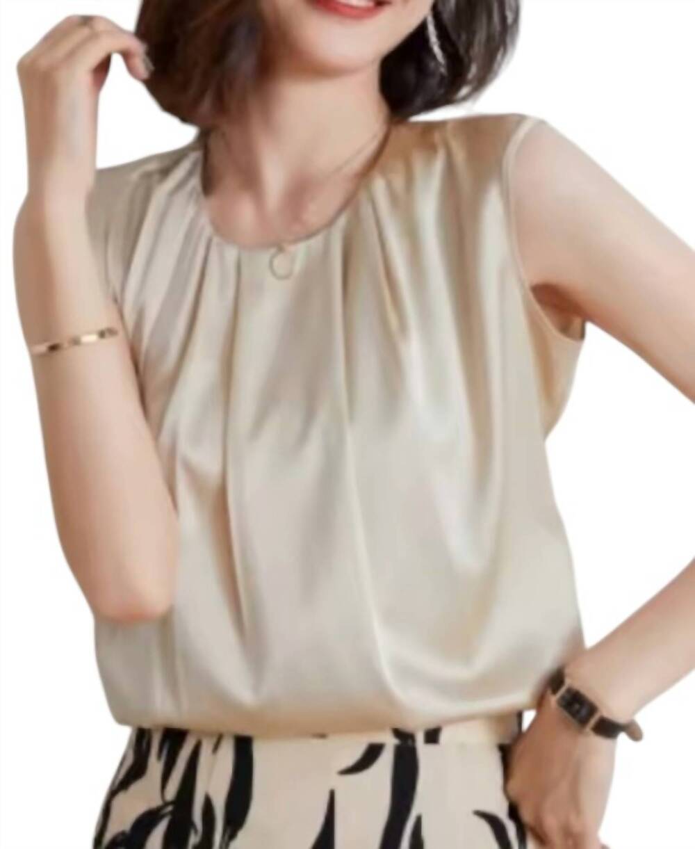 NEW AUREUM bubble hem top in champange